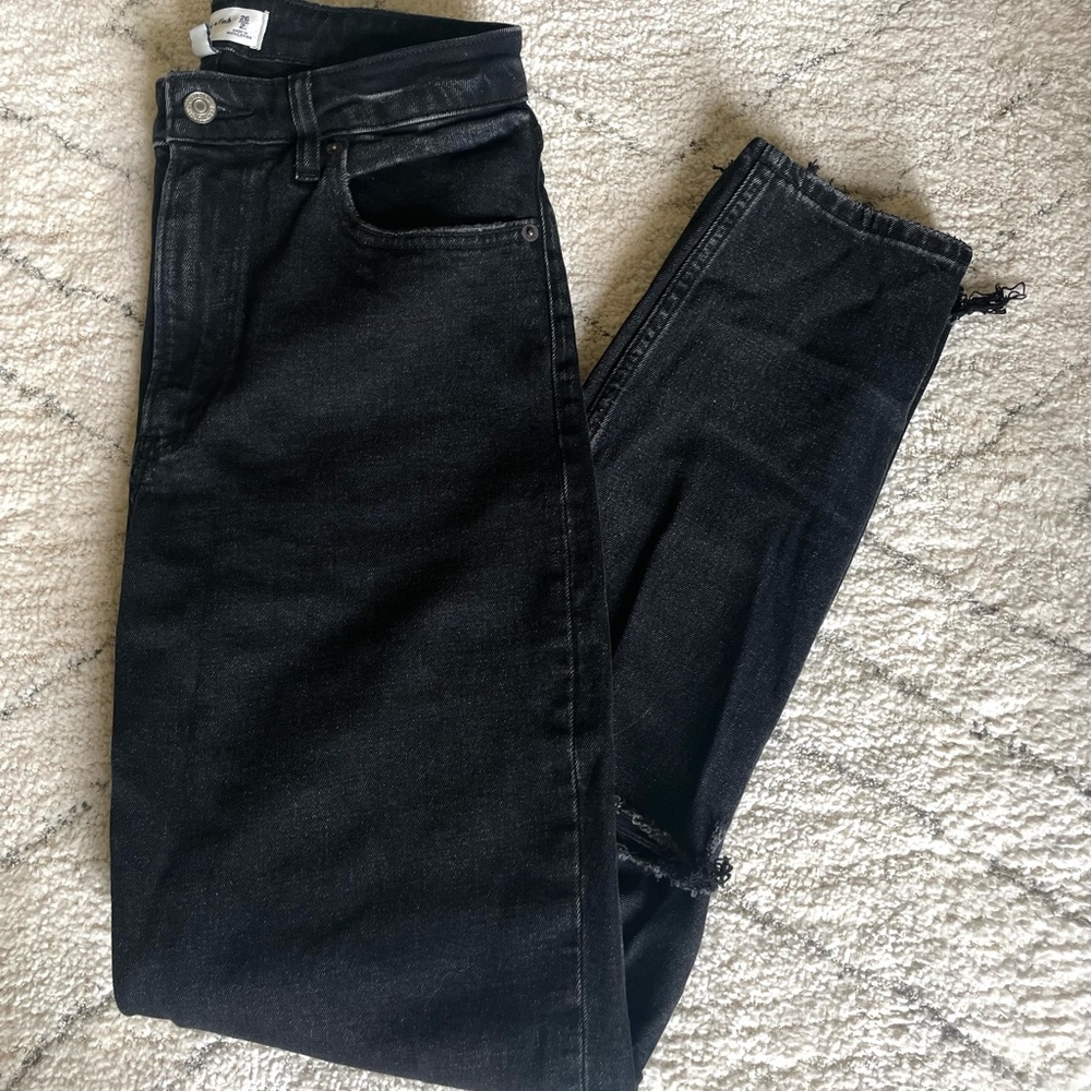 NWT Abercrombie Curve Love The Mom High Rise 26L